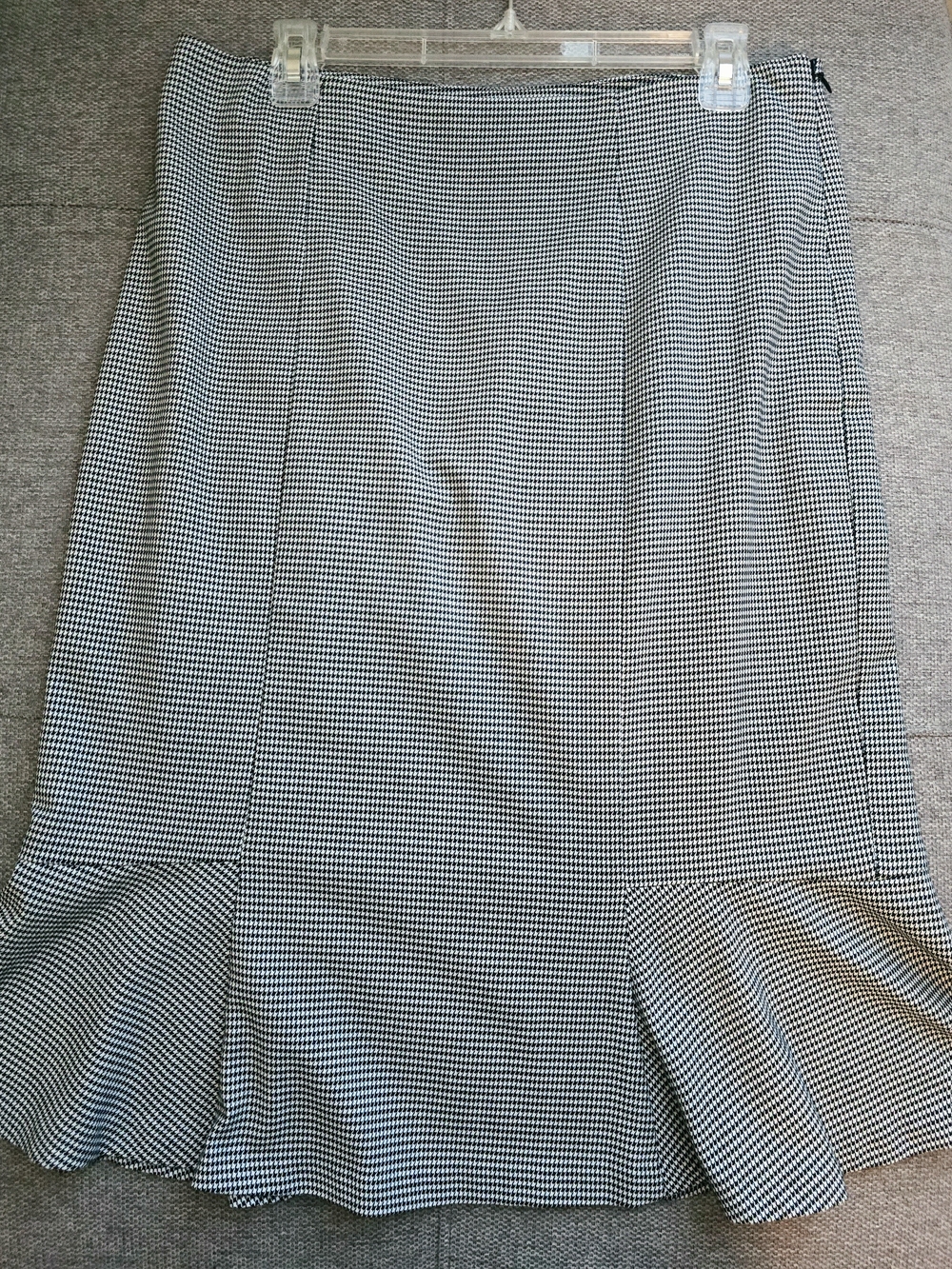 White House Black Market Black and White Pencil Skirt with Flared Hem